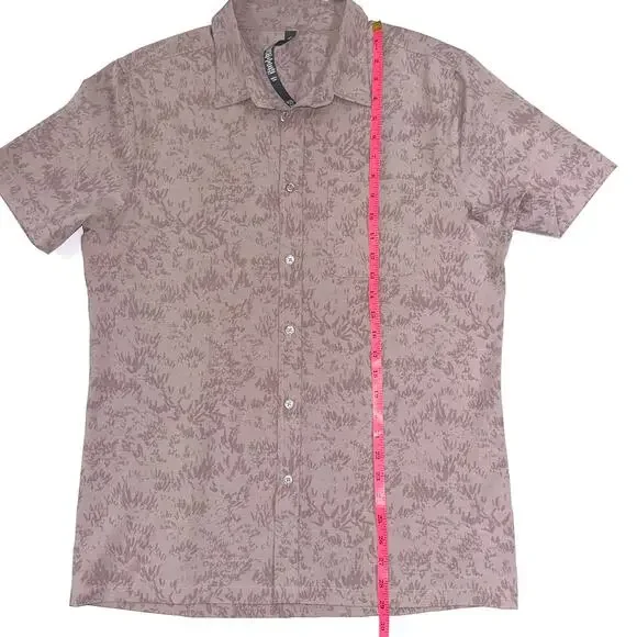 SOLD 💕Vuori Men’s Short Sleeve Bridge Umber Zion Purple Button Down Shirt - Picture 10 of 10
